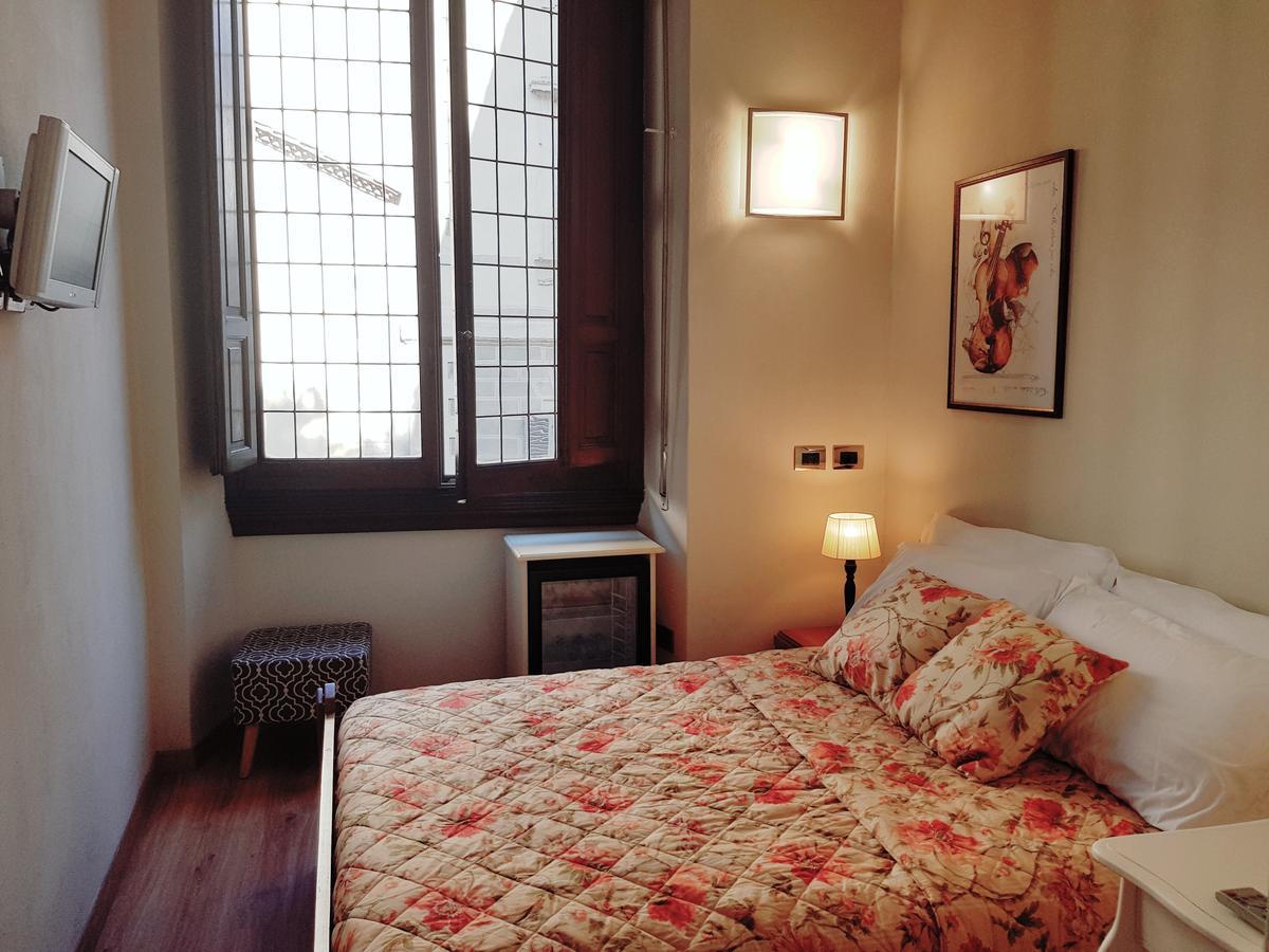 Lady Luna B&B Firenze Bagian luar foto